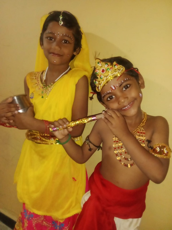 Krishna Jayanti celebration in all over India Oneindia family Kannan and Radha 