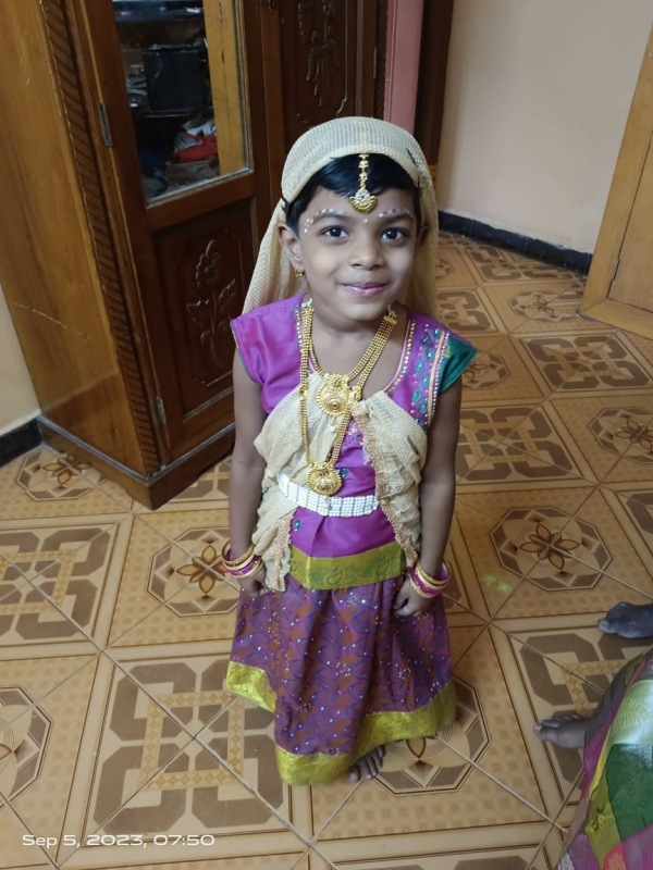 Krishna Jayanti celebration in all over India Oneindia family Kannan and Radha 