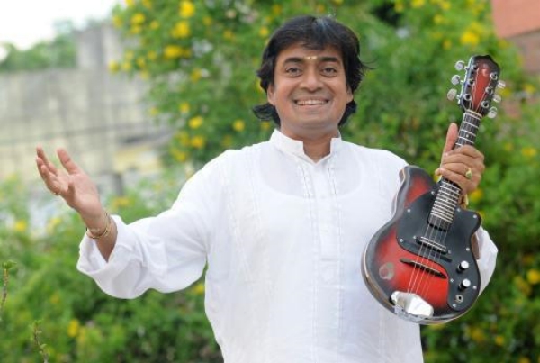  naming of Chennai Vadapalani Kumaran Colony Road after late musician Mandolin Srinivas 