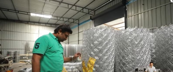 Two youths have emerged as entrepreneurs thanks to a scheme introduced by Chief Minister Stalin Two youths have emerged as entrepreneurs thanks to a scheme introduced by Chief Minister Stalin
