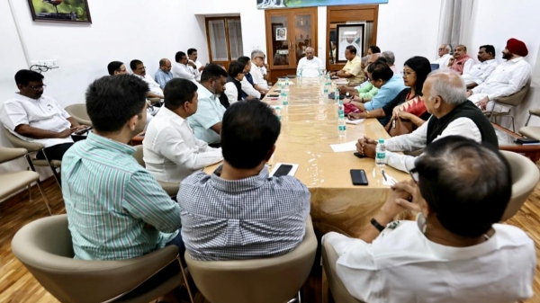 INDIA Bloc mps meeting at the residence of Congress President Mallikarjun kharge 
