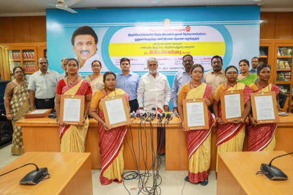 Tamil Nadu HRCE appoints 10 women Odhuvars and 3 women priests in Tamil Nadu temples 