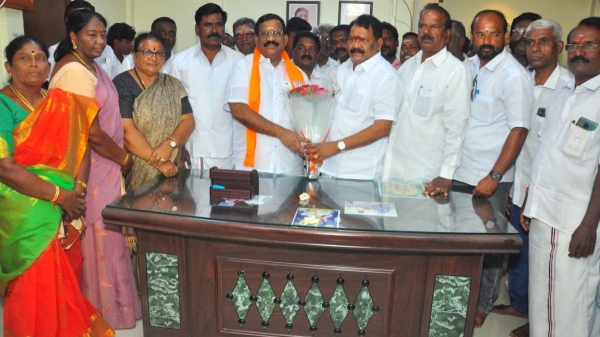 OPS team plan in puducherry after EPS break up alliance with bjp 