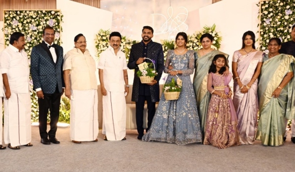 Stalin attended the wedding ceremony of Jesus Calls Paul Dinakaran daughter Stalin attended the wedding ceremony of Jesus Calls Paul Dinakaran daughter