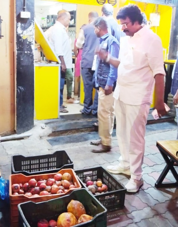 officials of the food safety department have conducted an active raid on the restaurants in Trichy officials of the food safety department have conducted an active raid on the restaurants in Trichy