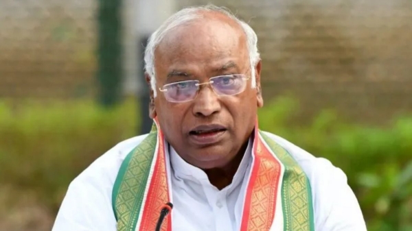 Mallikarjun Kharge in consultation with All India Parliamentary Group Leaders today 