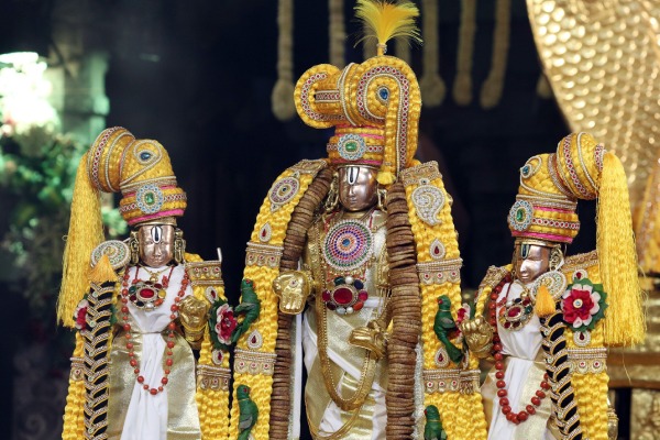 Thirumala Tirupati Brahmotsavam 2023 Malayappaswamy on Garuda vahana sevai Today 