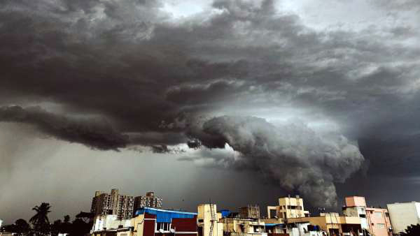 13 Districts including Chennai will gets rain in next 3 hours, says Meterorological centre 