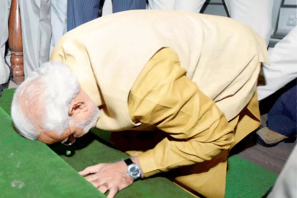 I bowed my head to pay respect to this temple of democracy: says PM Modi in Lok Sabha today I bowed my head to pay respect to this temple of democracy: says PM Modi in Lok Sabha today
