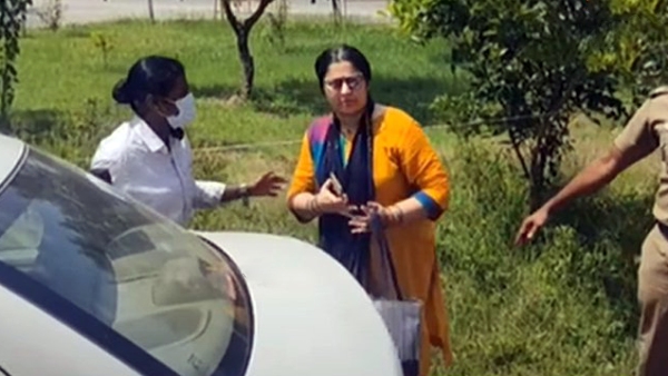 After Court issues warrant Seeman to be arrest in Vijayalakshmi Case 