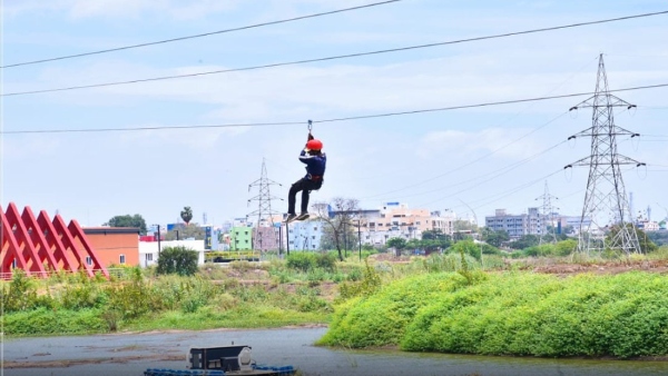  Trial run carried out of the Zip Line ride for a length of 200 meter at Coimbatore Ukkadam lake