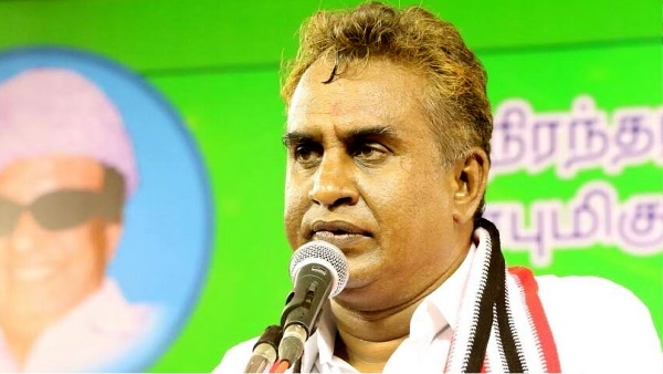 Raids to take revenge on those who worked for Edappadi Palaniswami: accuses SP Velumani Raids to take revenge on those who worked for Edappadi Palaniswami: accuses SP Velumani