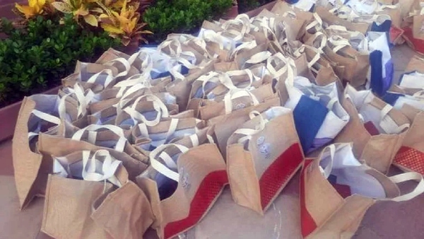 Parliament Special Session: Union government gives gifts to all MPs after entered new building On First Day 