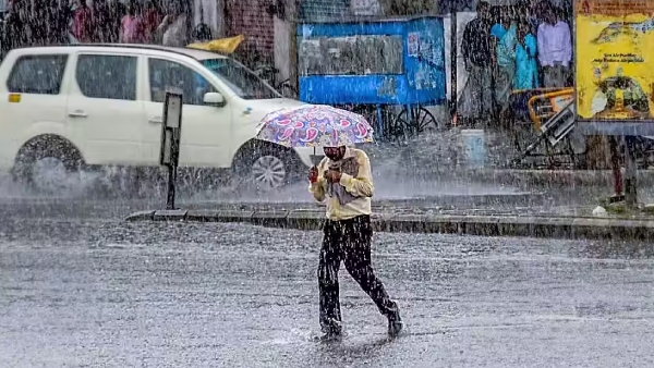 Tirupattur Palaru river floods due to continuous rains 