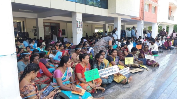  Teachers fainting during hunger strike in chennai 