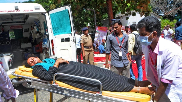  Teachers fainting during hunger strike in chennai 