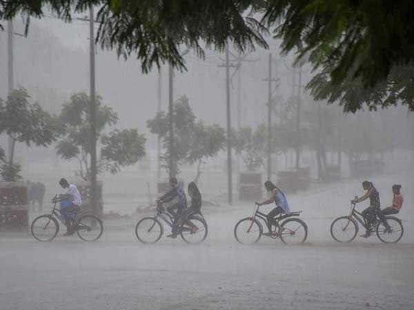 Heavy rains with strong winds are lashing Chennai this evening 