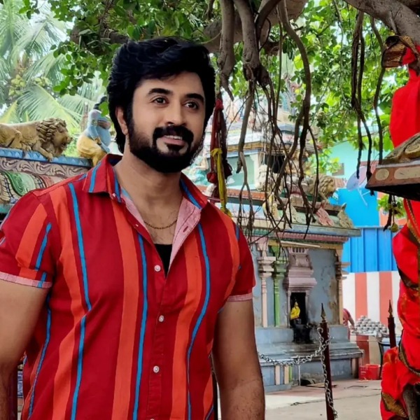 Ethirneechal Serial Visalakshi broke the secret about Gunasekars brother.. Kathir left home 