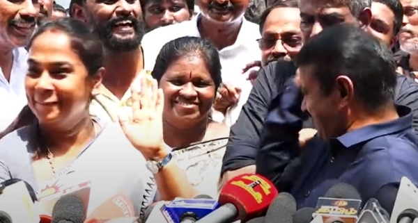  Seeman says about what did his wife Kayalvizhi say about Vijayalakshmi issue? 