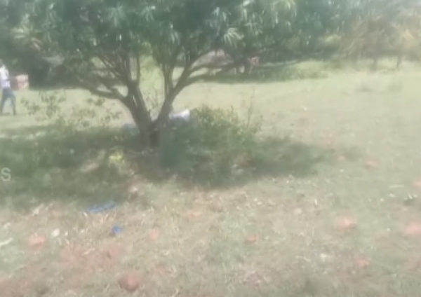 2 youths were killed in a bomb explosion near Natham in Dindigul district 2 youths were killed in a bomb explosion near Natham in Dindigul district