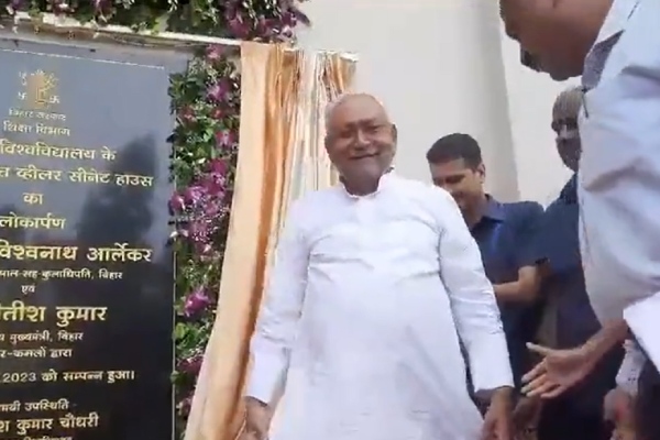 Bihar CM Nitish Kumar trips and falls during at Patna University 