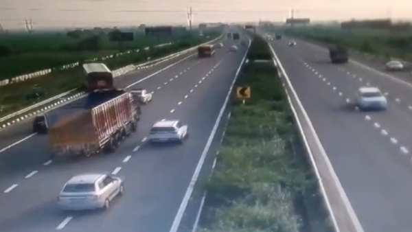 video : CCTV footage shows the bus suddenly veering off Delhi-Meerut Expressway 
