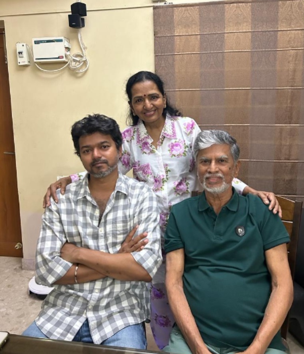 After actor Vijay came to meet him, his father, director SA Chandrasekhar released a warm post After actor Vijay came to meet him, his father, director SA Chandrasekhar released a warm post