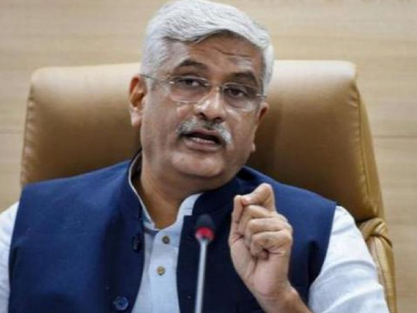 Tamilnadu MPS to meet Minister Gajendra Singh Shekawat at Delhi today Tamilnadu MPS to meet Minister Gajendra Singh Shekawat at Delhi today