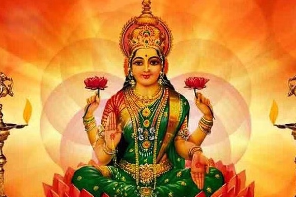 Goddess mahalakshmi angry Mistakes women make without knowing it at home 