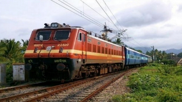 20 trains have been canceled as the Kurmi community protest in 3 states today 