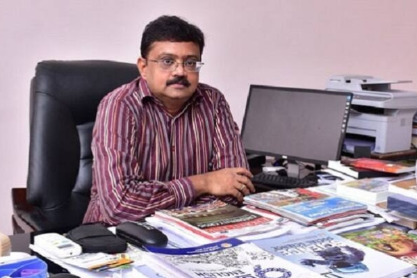 Stalin has condoled the death of Finance Secretary Udhayachandran IAS mother Leelavathi Stalin has condoled the death of Finance Secretary Udhayachandran IAS mother Leelavathi