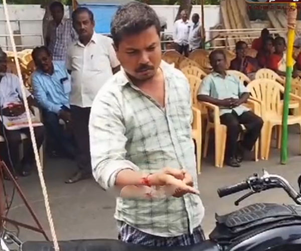  Minister Muthusamy should come here, youngster arguments with police after drunk and drive