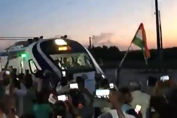 Clash between BJP and VCK to welcome Vande Bharat train at Ariyalur 