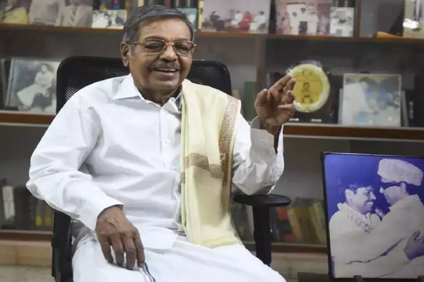 he has once again proved that Edappadi Palaniswami cannot be trusted: OPS team Panruti Ramachandran 