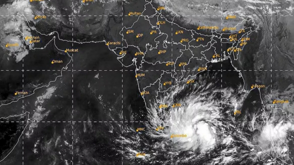 The Meteorological Department announced that a low pressure zone will form in the Bay of Bengal today 