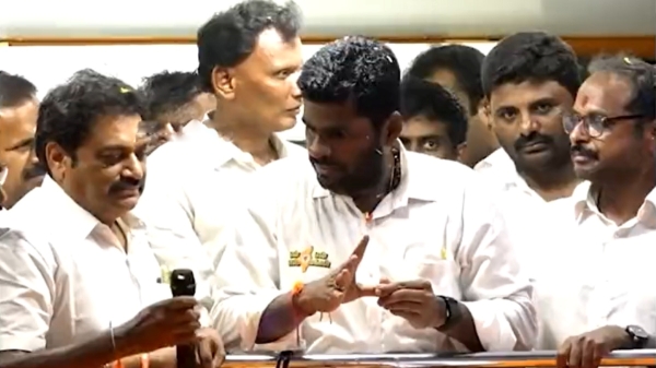 Bandage on the left hand for the right hand thumb injury for TN BJP Leader annamalai, video spread Bandage on the left hand for the right hand thumb injury for TN BJP Leader annamalai, video spread