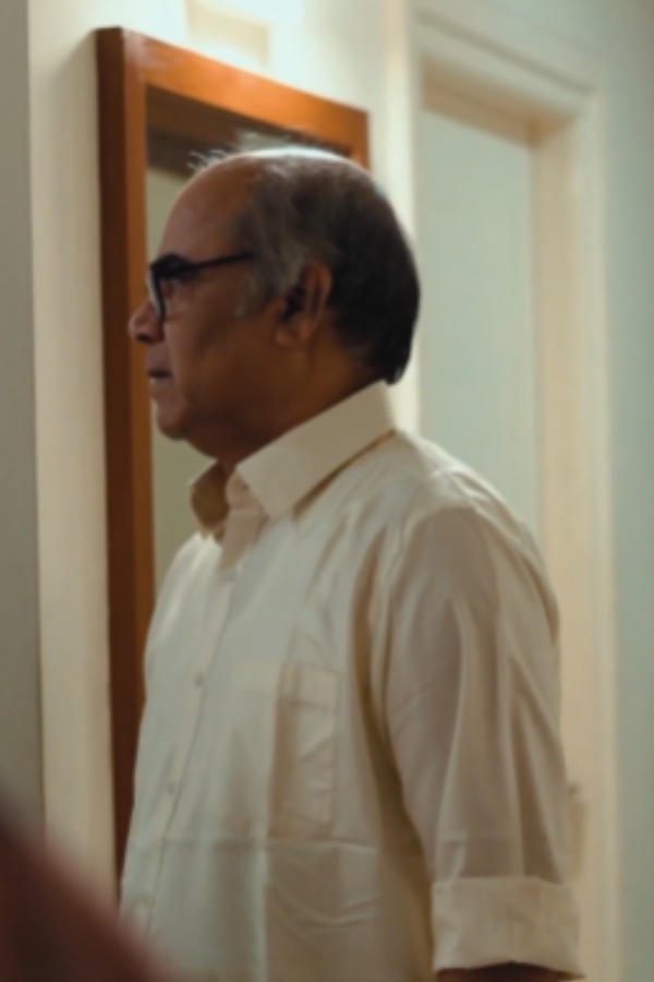 Actor Thalaivasal Vijays act at his daughters wedding tears of joy he 