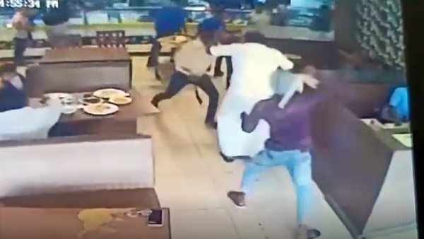 Bengalore: Attacked with Sword 70 times; MK Azhagari aide Madurai VK Gurusamy dies