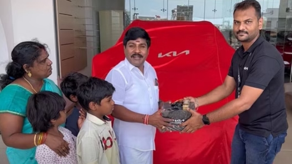GP Muthu and the famous actor GP muthu has bought another new car GP Muthu and the famous actor GP muthu has bought another new car