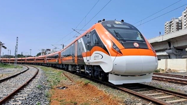 Vande Bharat train take less than 4 hours Trichy to Chennai, Fare details