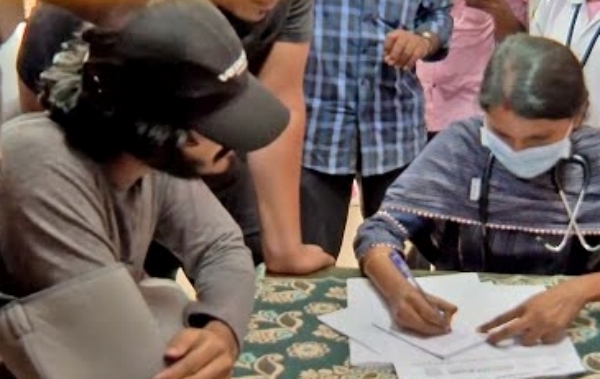 TTF Vasan full body check up in Chennai hospital Enthusiastic fans TTF Vasan full body check up in Chennai hospital Enthusiastic fans