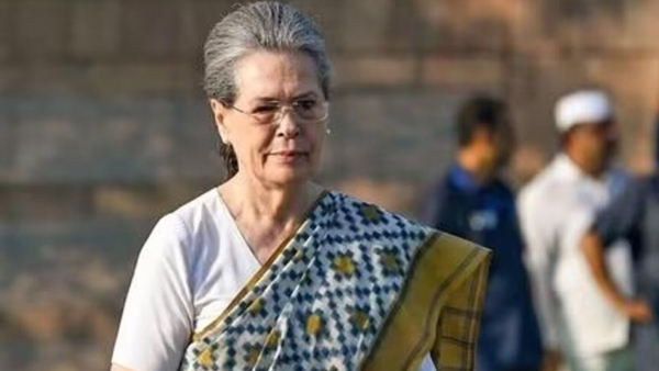 Sonia gandhi letter to PM Modi to demand agenta of special parliament meeting Sonia gandhi letter to PM Modi to demand agenta of special parliament meeting