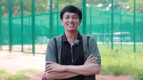 Cricketer Ashwin trains Chennai government school students