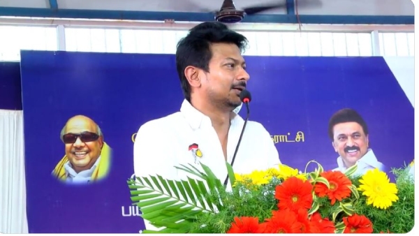 Cricketer Ashwin trains Chennai government school students