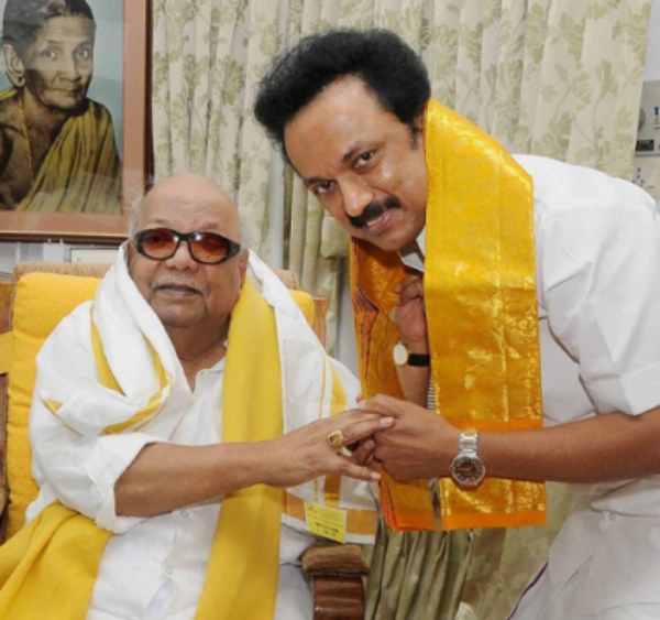 Stalin inaugurated the Kalaignar 100 quiz, online & interview competitions organized by Kanimozhi MP Stalin inaugurated the Kalaignar 100 quiz, online & interview competitions organized by Kanimozhi MP