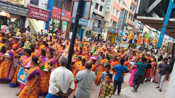 Vinayagar procession is being held Madurai by Hindu Munnani 