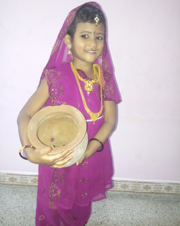 விஷ்மிதா 