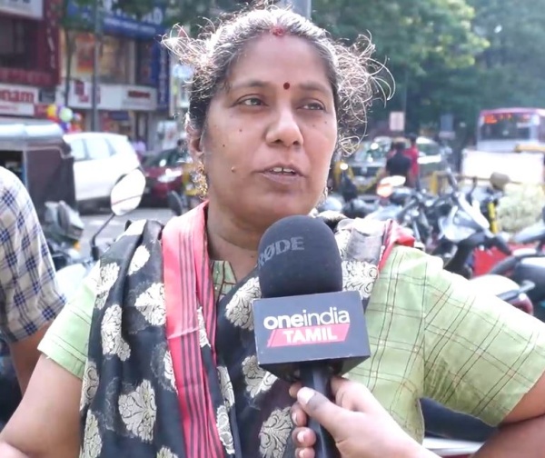 Is it right to issue a separate family card to women living alone?