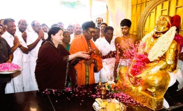 Who gave the gold shield to the statue of Muthuramalinga Thevar? Who gave the gold shield to the statue of Muthuramalinga Thevar?