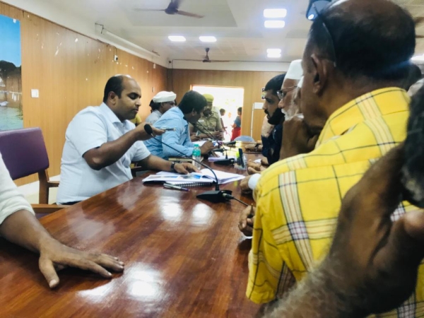  Due to rift in DMK our ward in neglected - Adirampattinam people complaint to district collector 